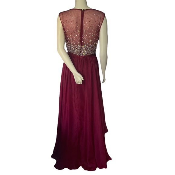 Cinderella Divine Burgundy Hi-Low Prom Dress 16 Beaded Sequins Formal Gown
✨ - Picture 10 of 17